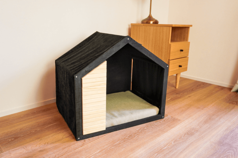 modern pet house / black - LAY